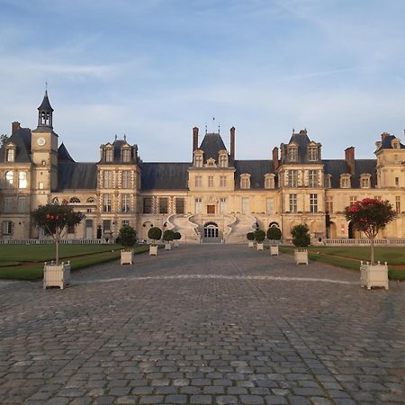 Coeur De Fontainebleau: Confort, Calme & Haut Debit Esterno foto